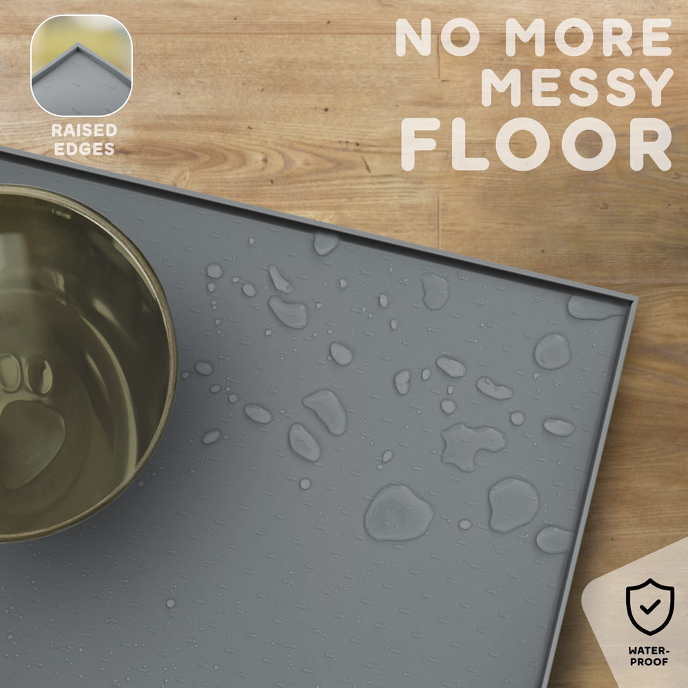 PETHAPPILY easy-clean silicone mat cleans quickly after meals.