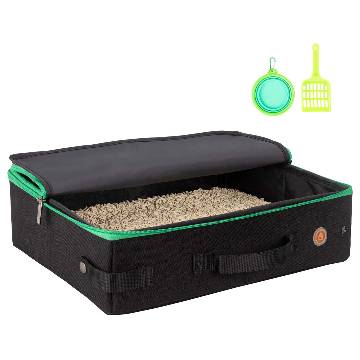 Petisfam portable travel litter box with lid keeps litter contained.