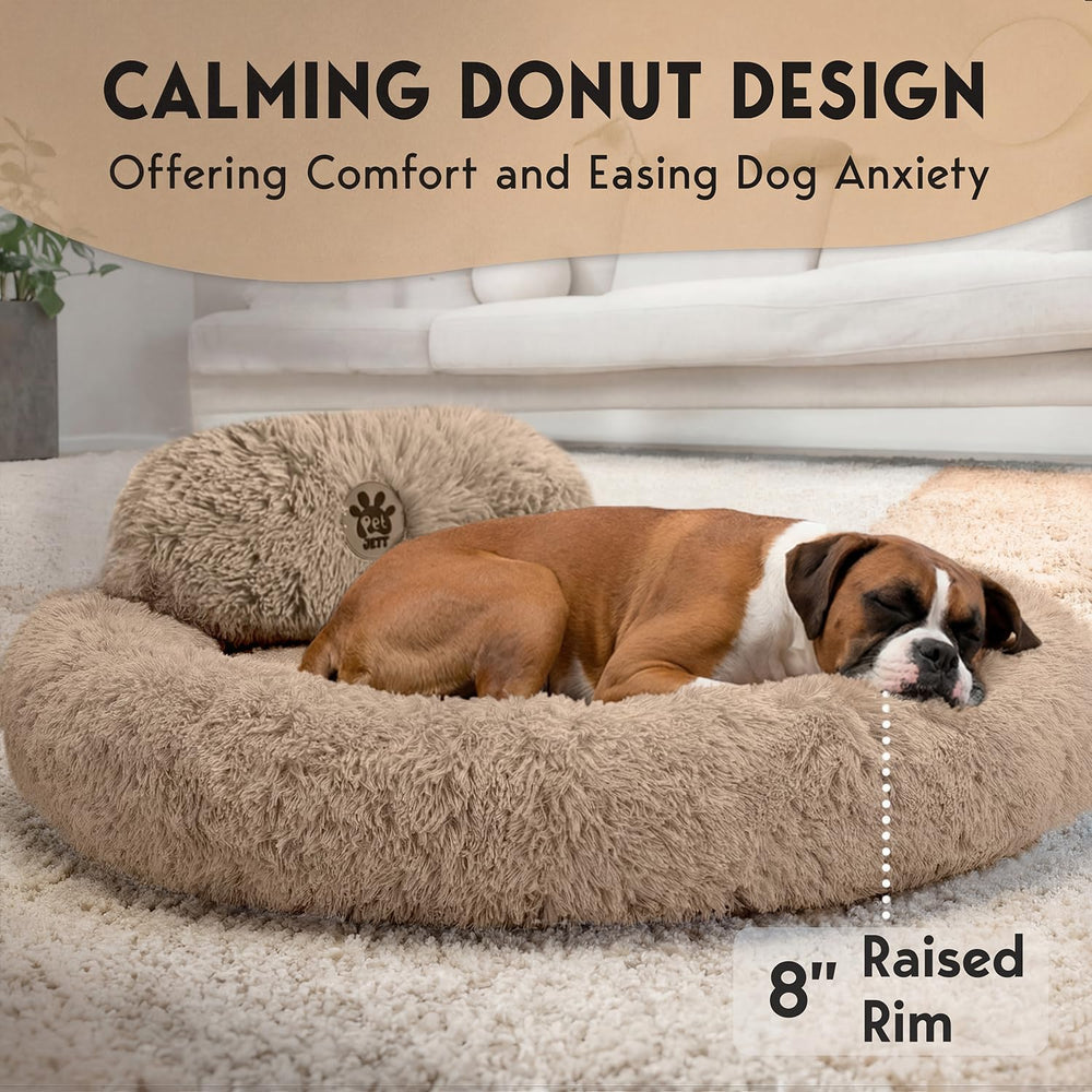 PET JETT integrated support pillow gives head and neck comfort during rest.