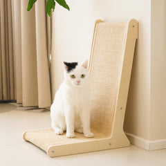 PETKARAY 105-degree scratch angle promotes natural scratching posture.