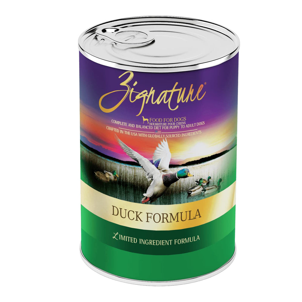 Petlewa Zignatur packaging label indicating quality ingredients.