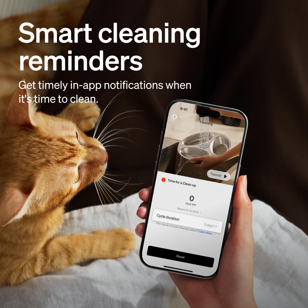 PETLIBRO dishwasher-safe tray shown for easy cleaning