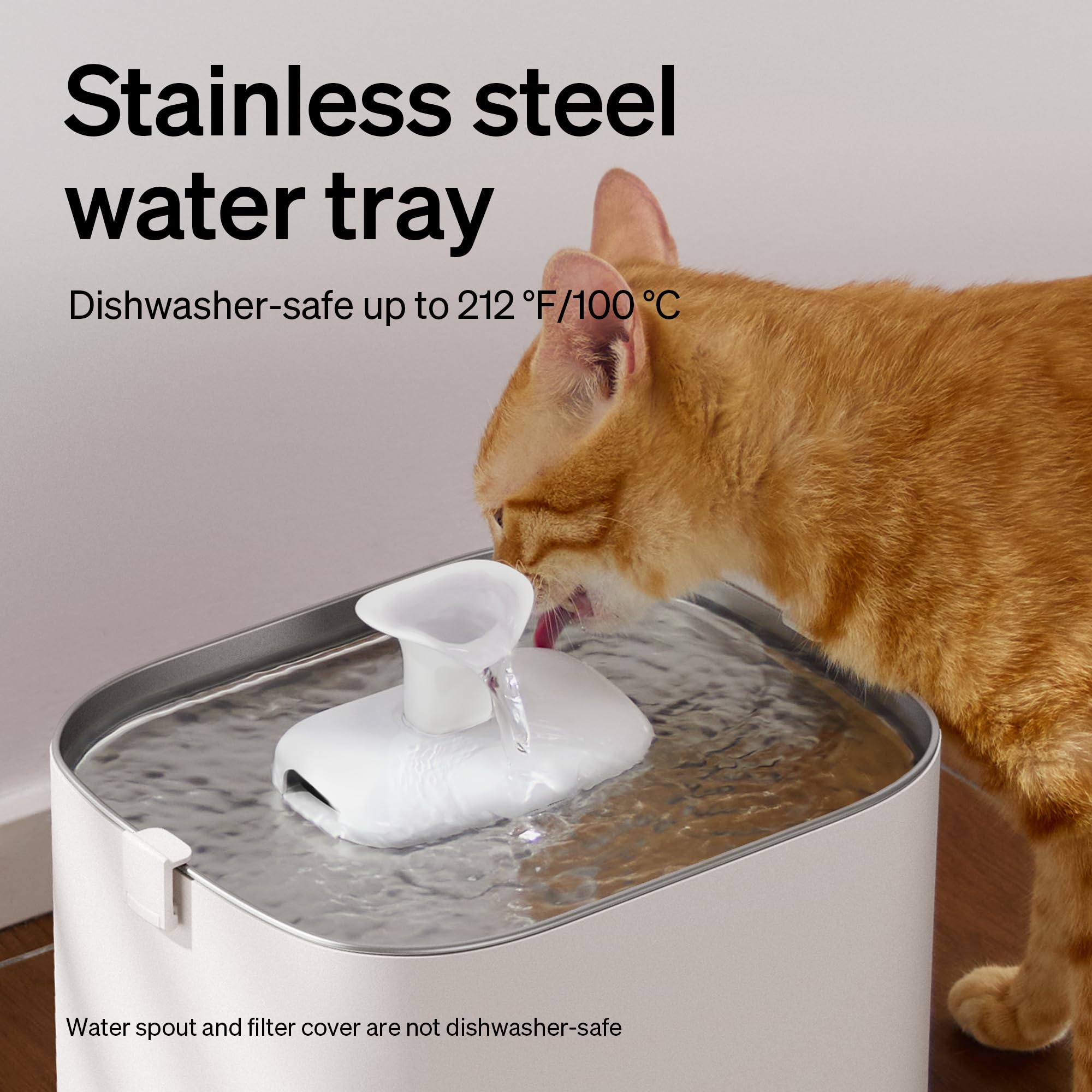 PETLIBRO Dockstream 2 anti-knockover design withstands paw taps.