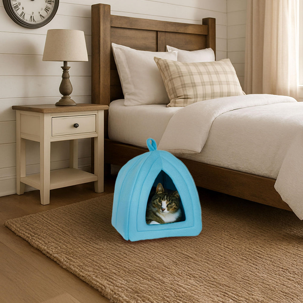 PETMAKER cat bed dimensions show compact setup for small spaces.
