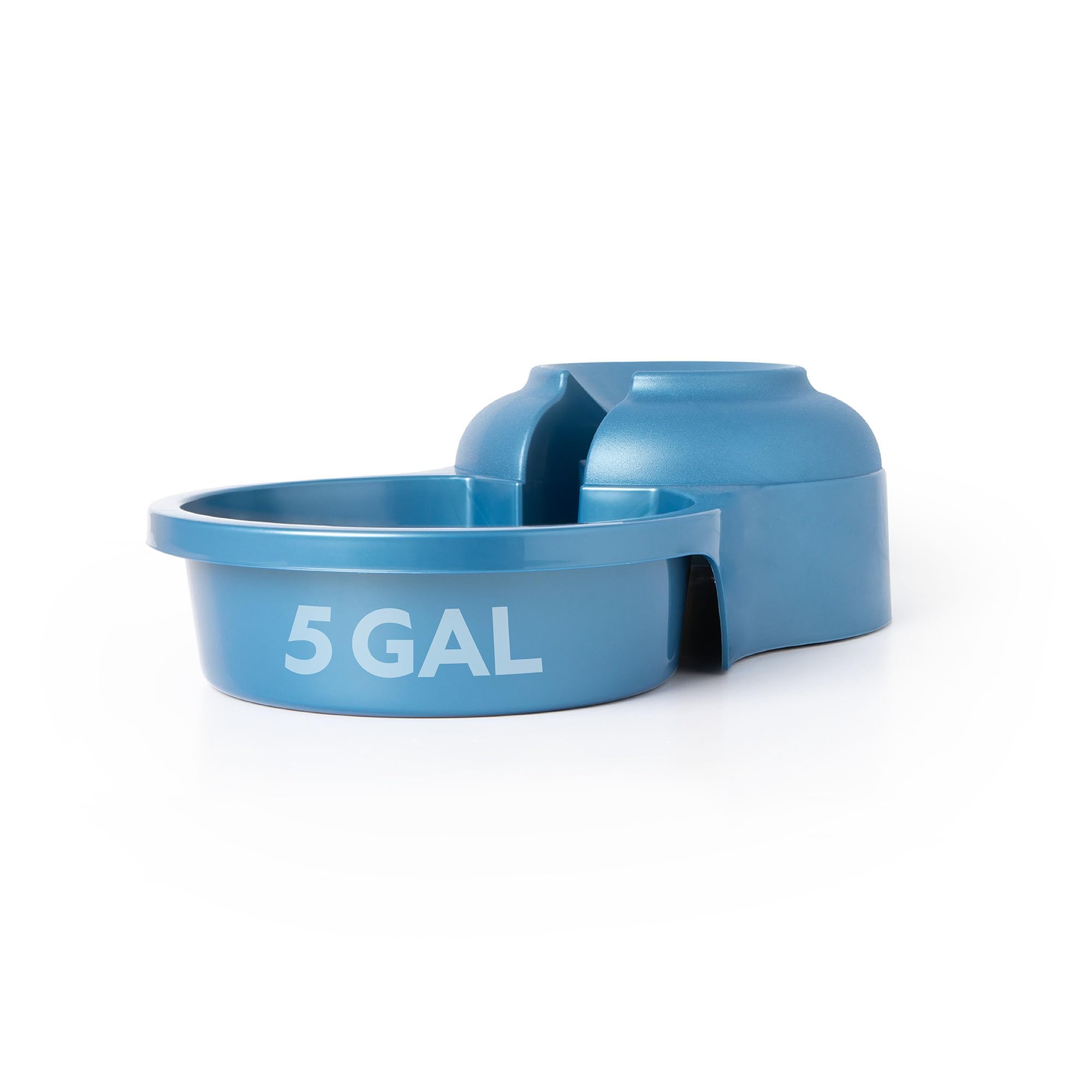 Petmate Big Blue outdoor water bowl showing 115 oz capacity for multiple pets.