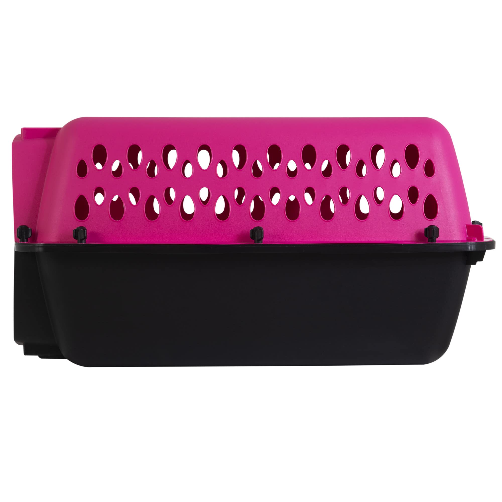 Pet Porter kennel with four-sided ventilation for cooling comfort