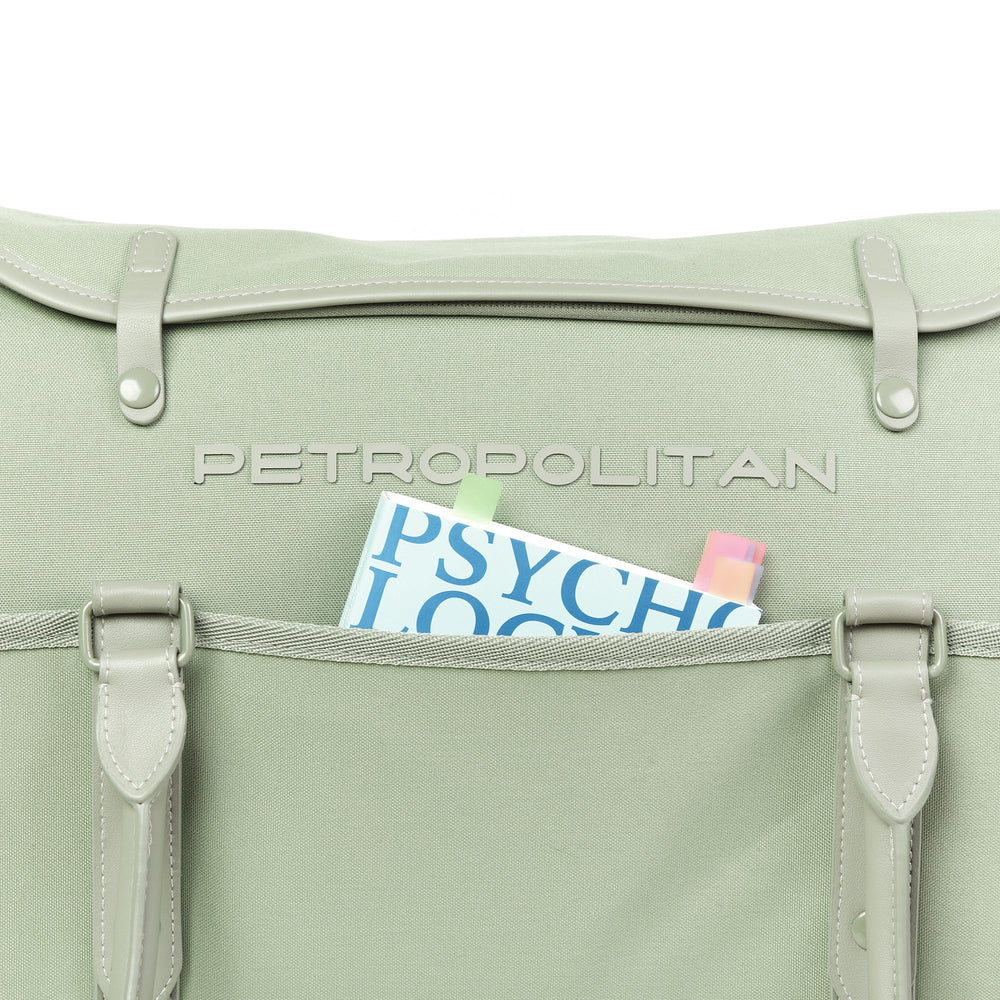 Petropolitan built-in poop bag dispenser supports quick cleanups on trips