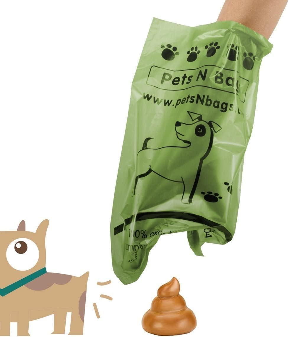 Pets N Bags easy-lift sticker for quick, clean bag opening.