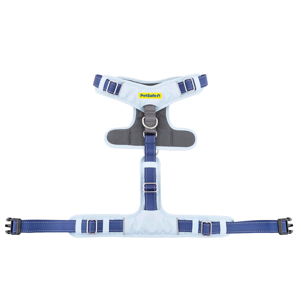 PetSafe Easy Walk front martingale loop reduces pulling during walks.