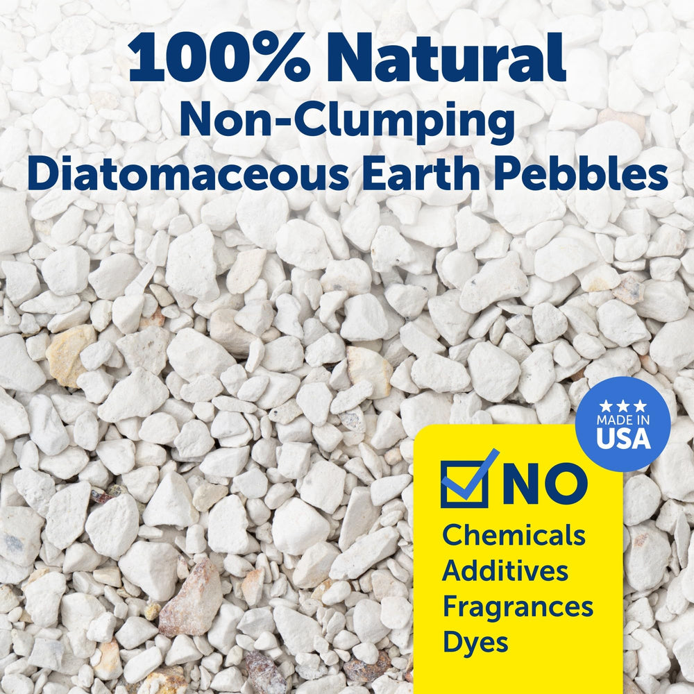PetSafe natural pebbles close-up highlighting odor control and low tracking