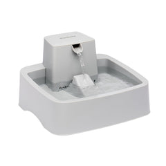 PetSafe Oasys 1 Gallon fountain with adjustable flow for easy hydration.