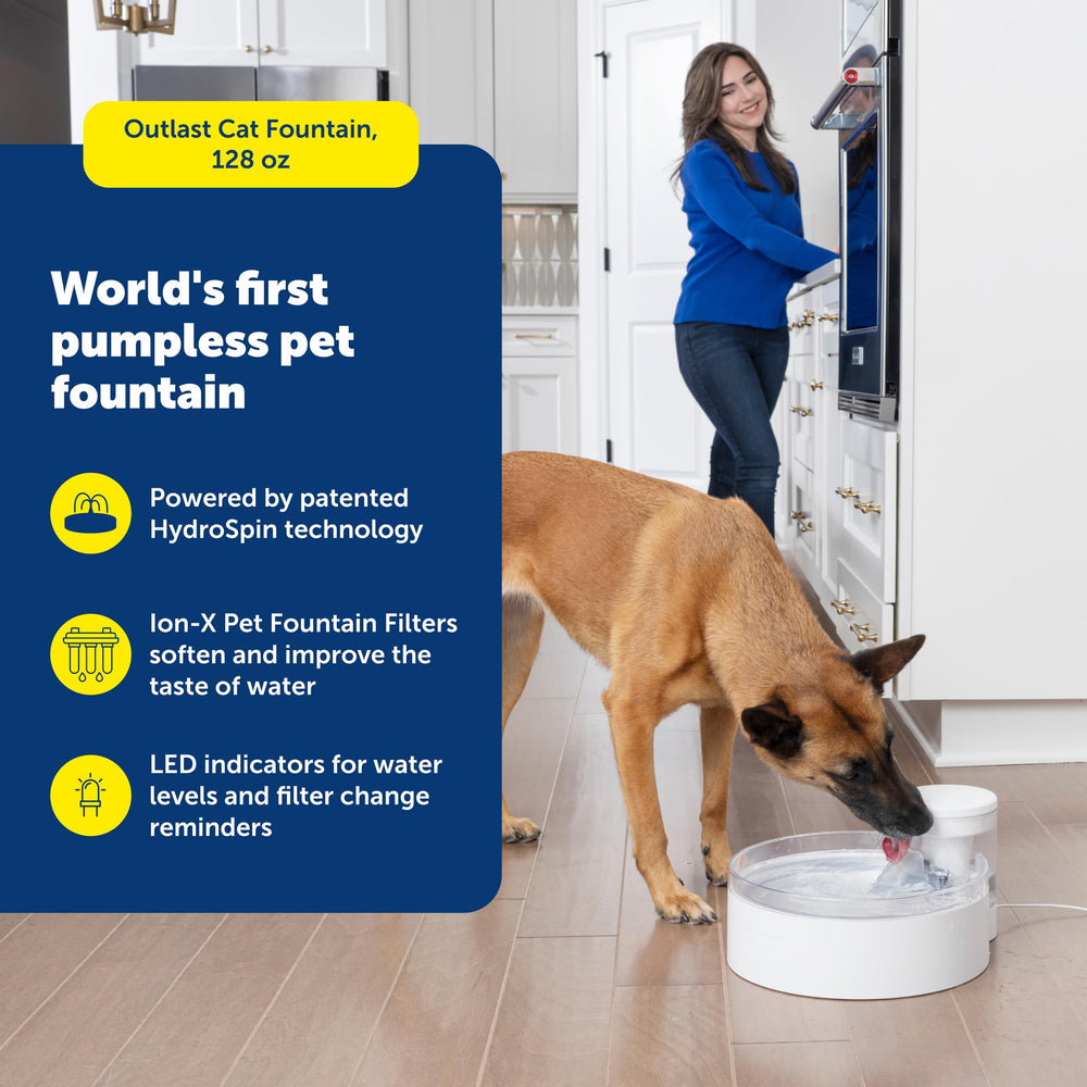 PetSafe Outlast open bowl demonstrates easy access for dogs and cats