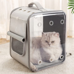 Petseek backpack provides 270° view, letting your pet enjoy scenery outdoors.