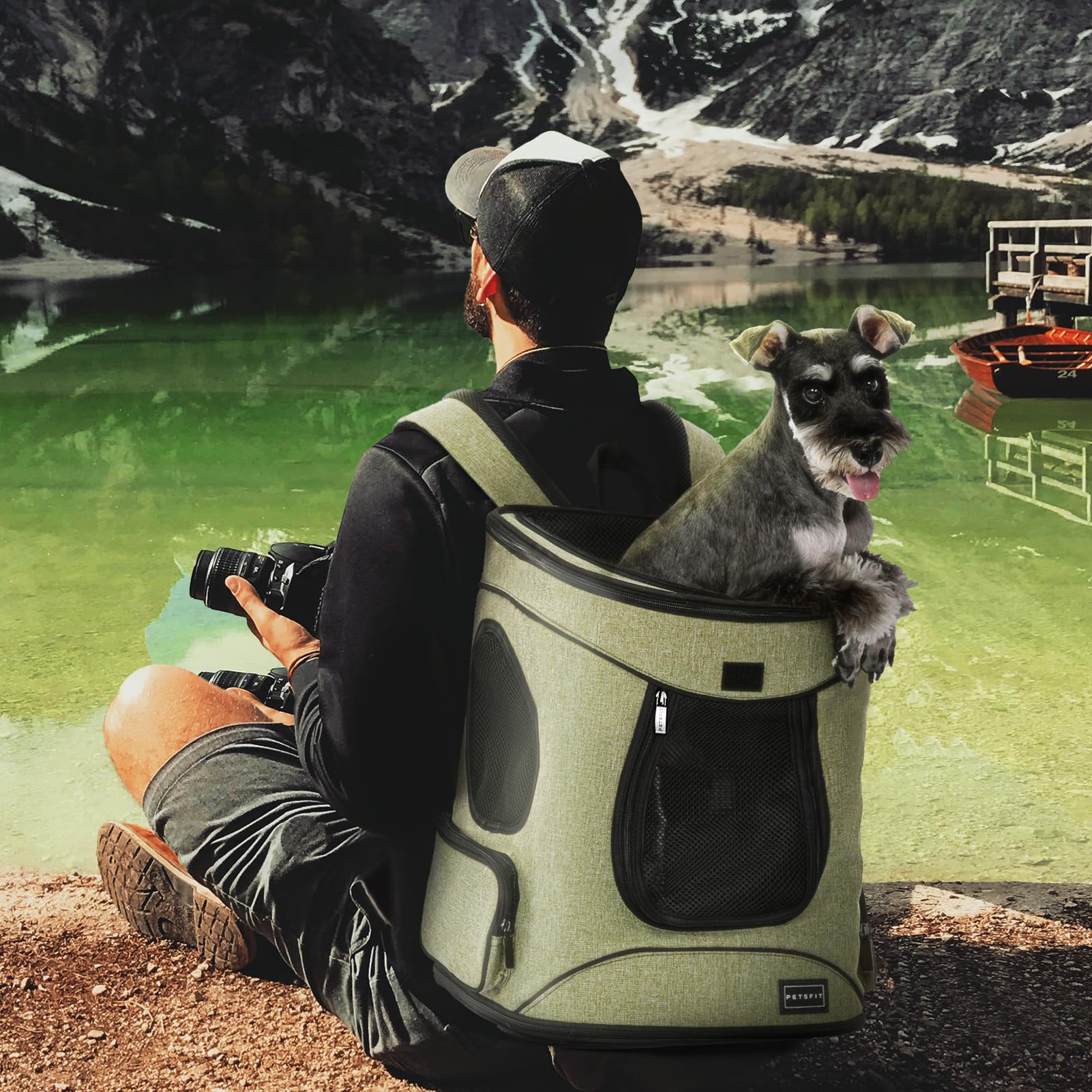 Petsfit mesh windows provide air circulation and pet visibility.