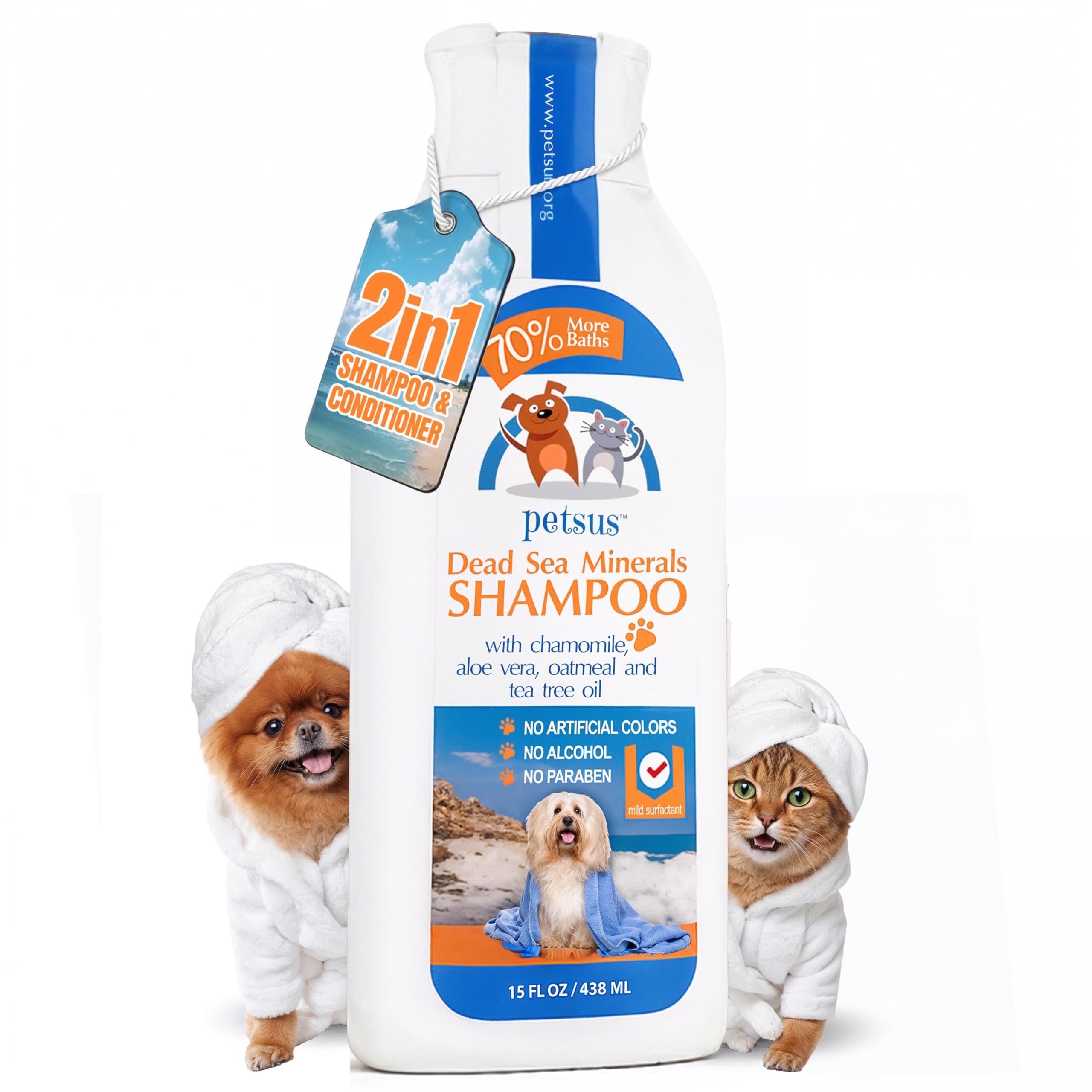 Petsus Anti-Itch Shampoo bottle pour shows gentle cleansing with soothing oatmeal.