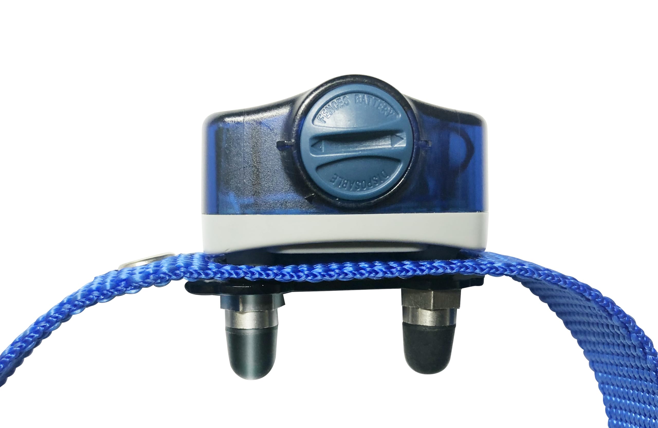 PETZEE waterproof O-ring keeps batteries protected outdoors.