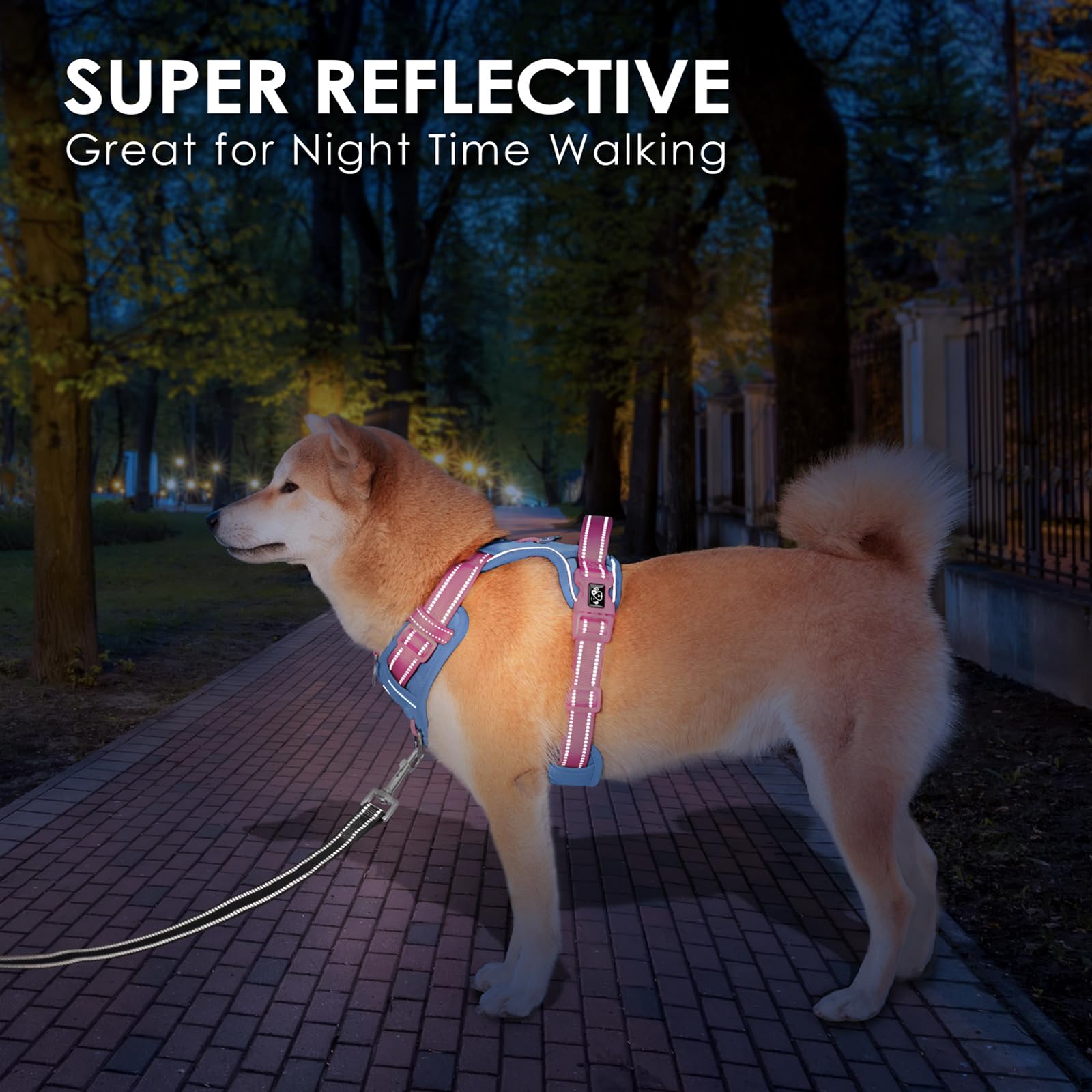 PHOEPET No Pull Harness features durable metal clips for secure attachment.