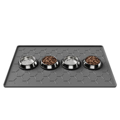 Pieviev dog-cat bowl mat with raised edge prevents spills.