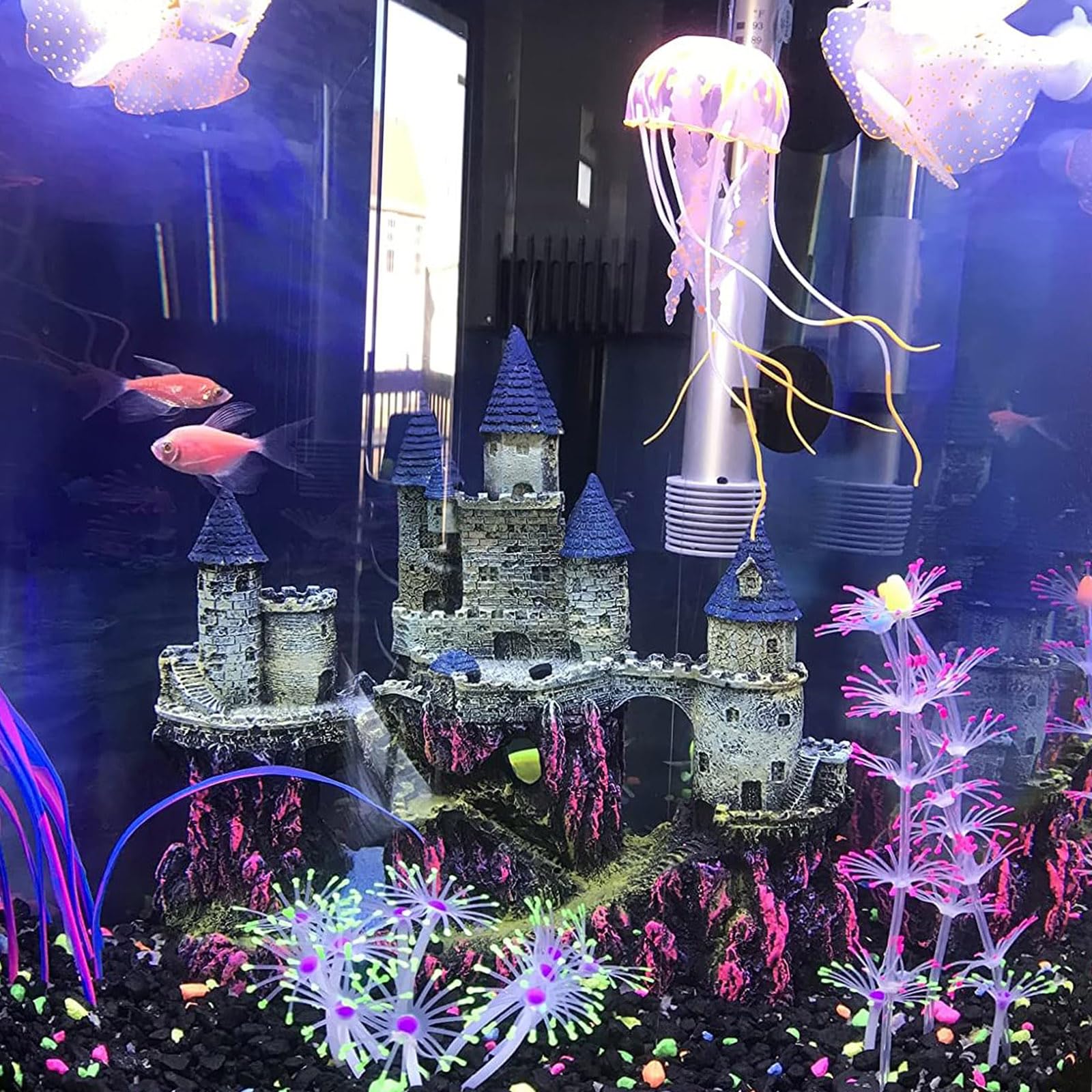 PINVNBY aquarium resin castle side view emphasizes detailed textures for realistic underwater decor.