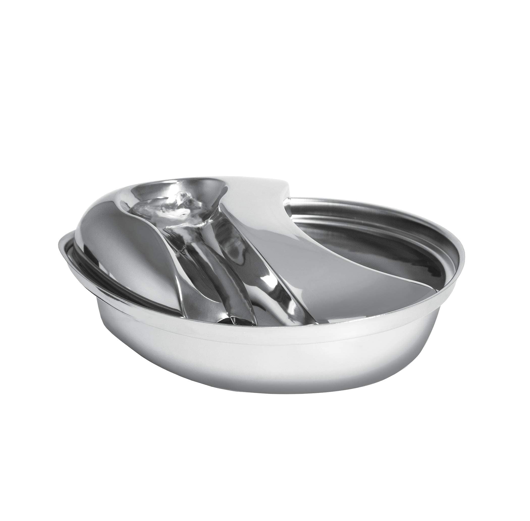 Center-aligned spout design delivers smooth, quiet water flow