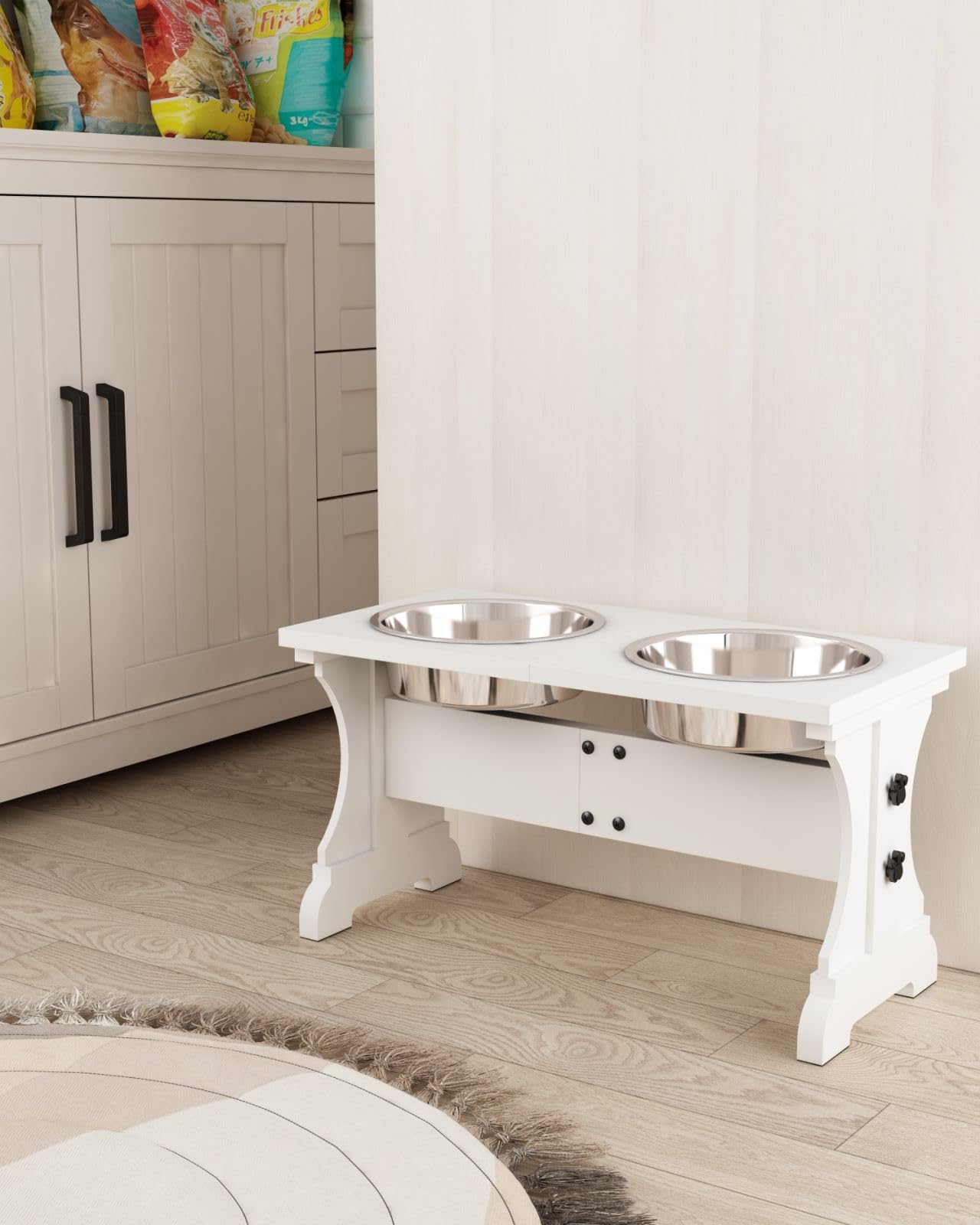 Piskyet modern farmhouse design blends with any home.