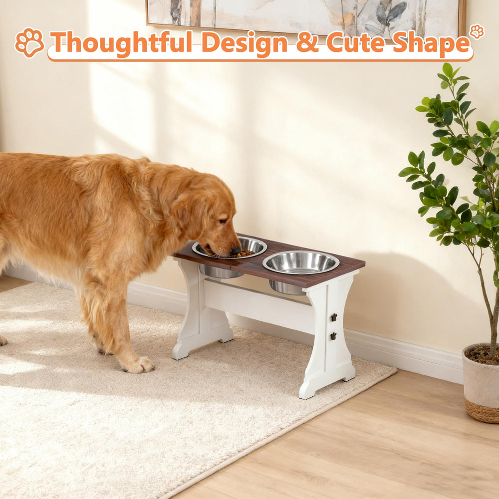 Piskyet sponge-protected bottom guards floors during busy mealtimes.