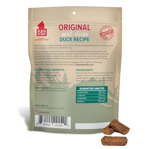 PLATO Real Strips Duck bars close-up, soft texture for easy chewing