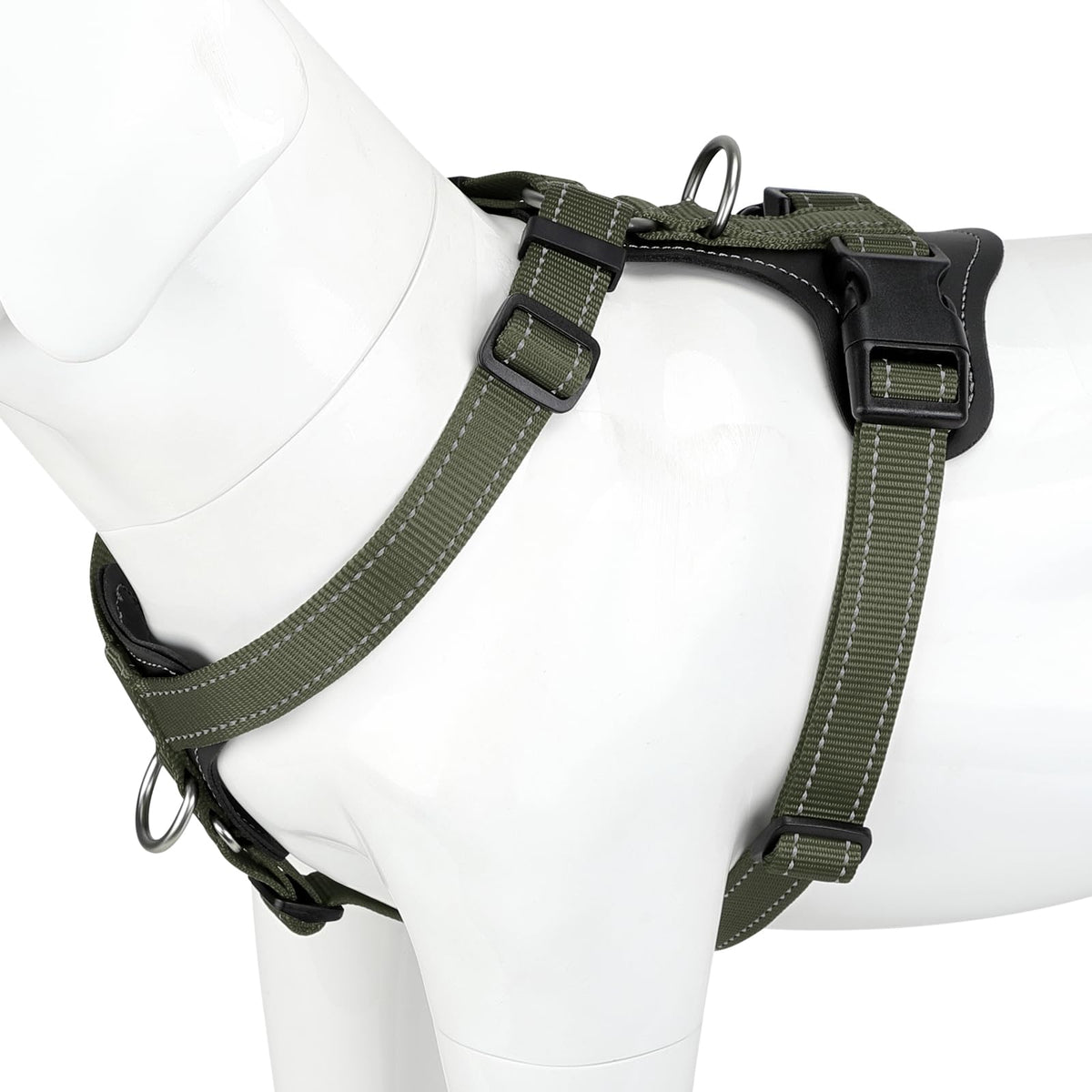 Plutus Pet adjustable no-pull harness with front clip for training control