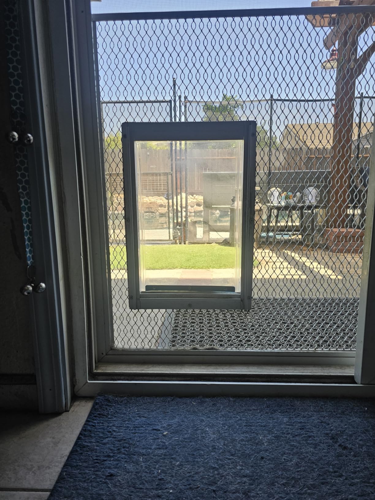 Podoy XL compatibility note helps avoid PetSafe door incompatibility.