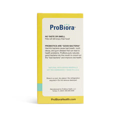 Cat with Probiora for Cats on meals indicating fresher breath potential.
