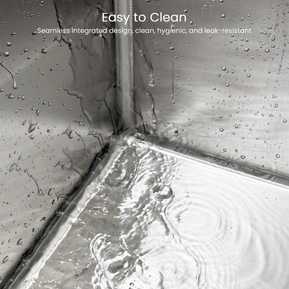 PTFFF easy-clean metal litter tray resists stains and odor retention.