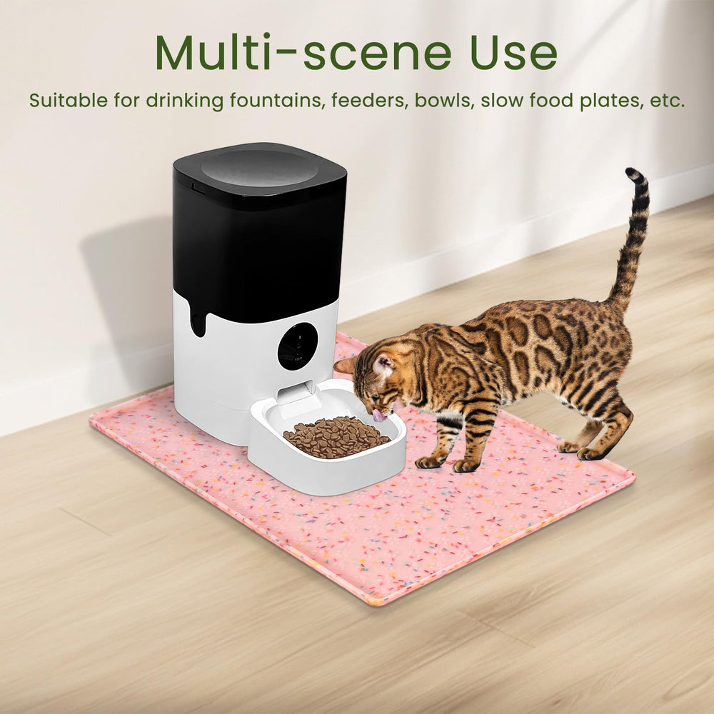 Ptlom large-feeder mat fits big dogs and cats.