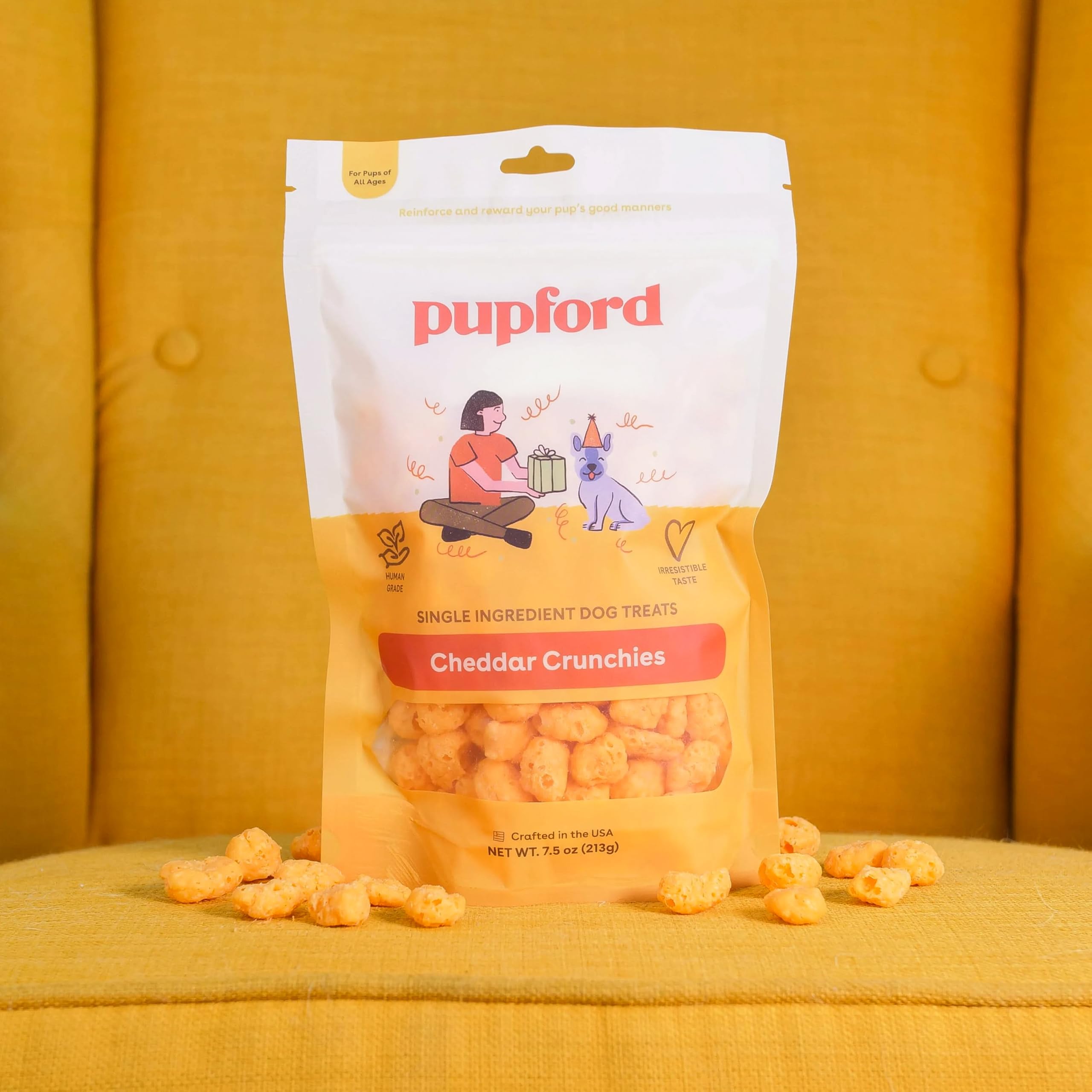Pupford Cheese Crunchies cheddar texture; crunchy reward for dogs.