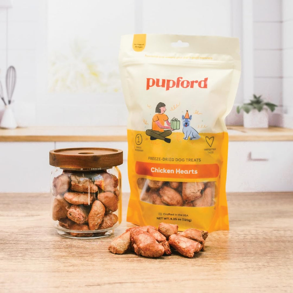 Pupford freeze-dried chicken hearts close-up, high-protein dog snack.