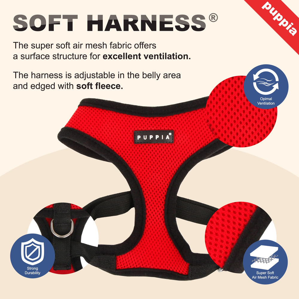 Puppia quick-release buckle for easy on-and-off during walks.