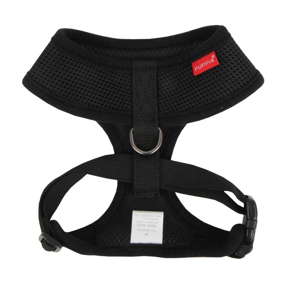 Puppia harness with breathable triple-layer mesh keeps dogs cool outdoors.
