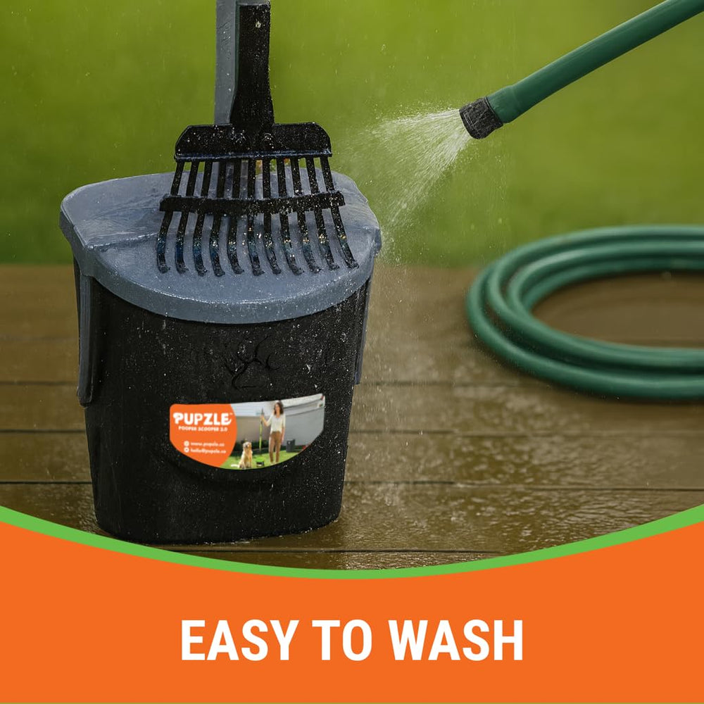 Pupzle easy-assembly design lets you set up quickly for yard cleanup.