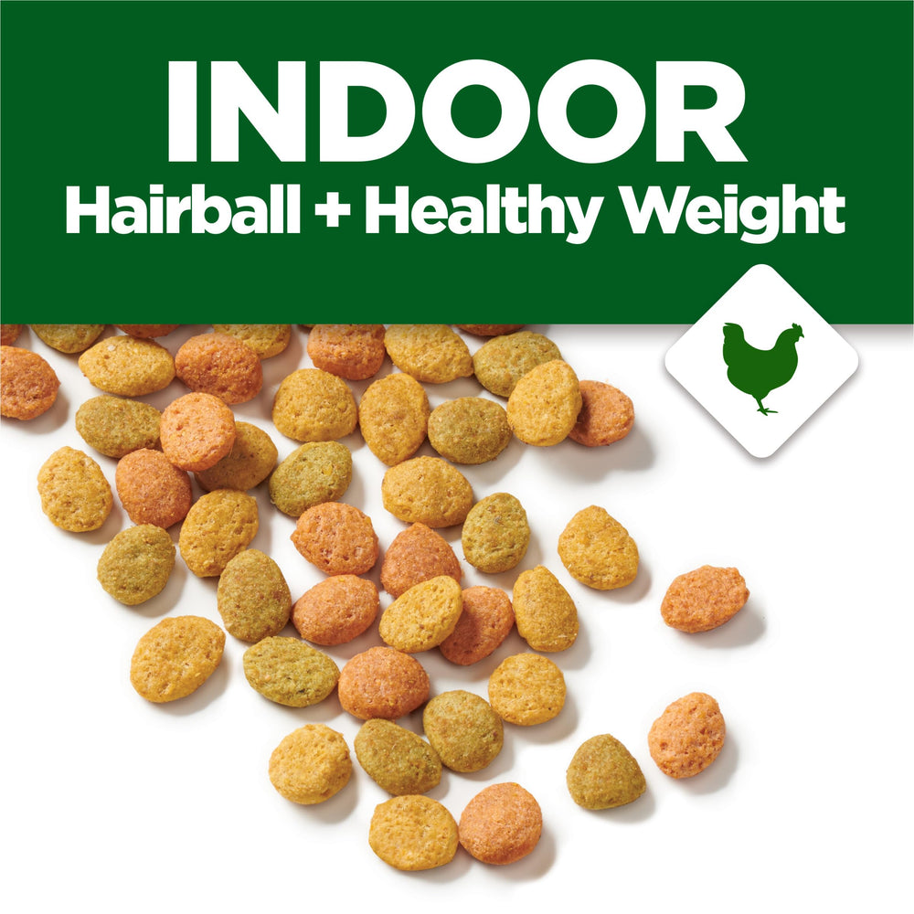 Purina Cat Chow fiber hairball blend closeup for hairball management
