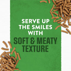 Purina Moist and Meaty real chicken bites highlight meat texture for dog appeal.