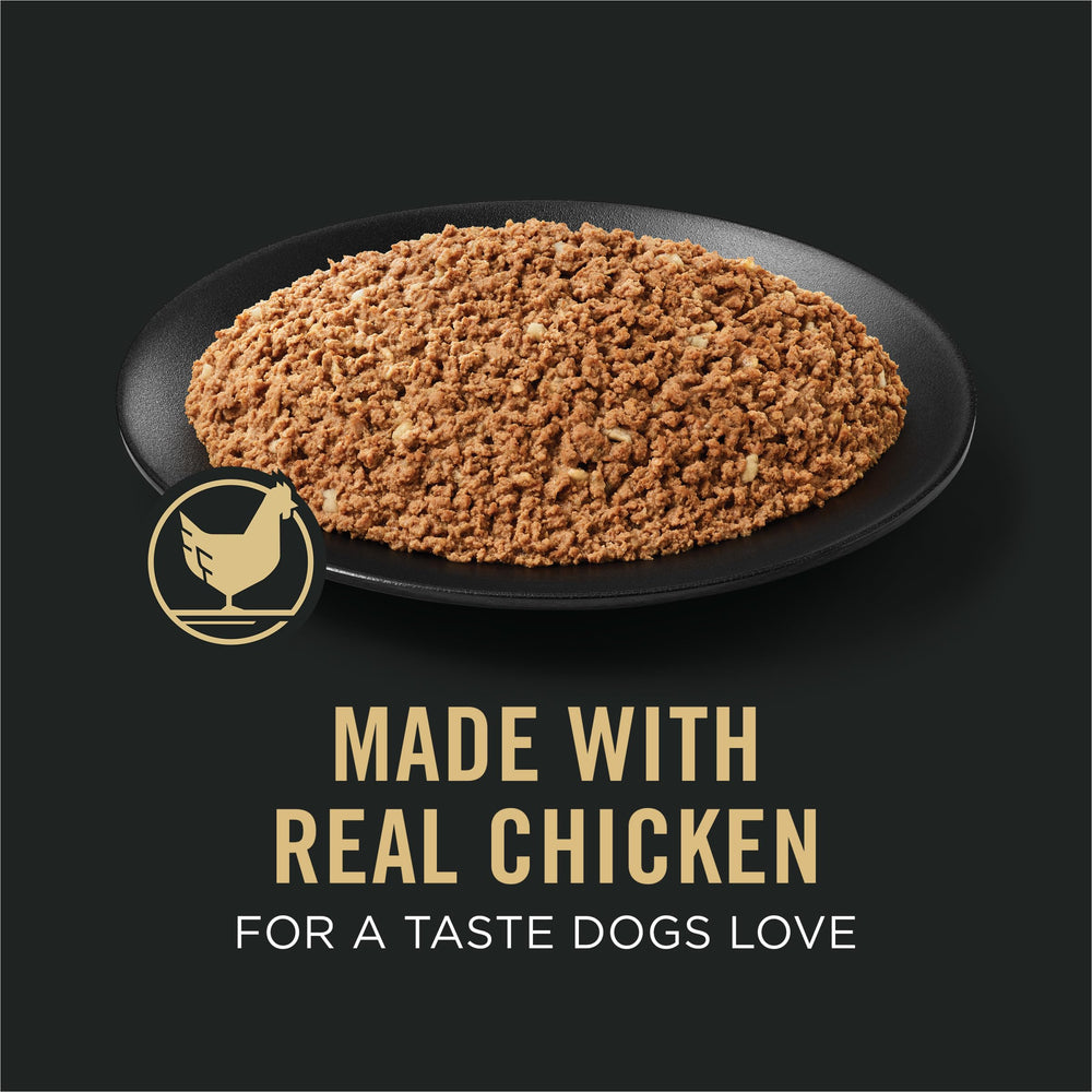 Purina Pro Plan SENIOR 7+ chicken and rice entrée packaging, balanced nutrition image