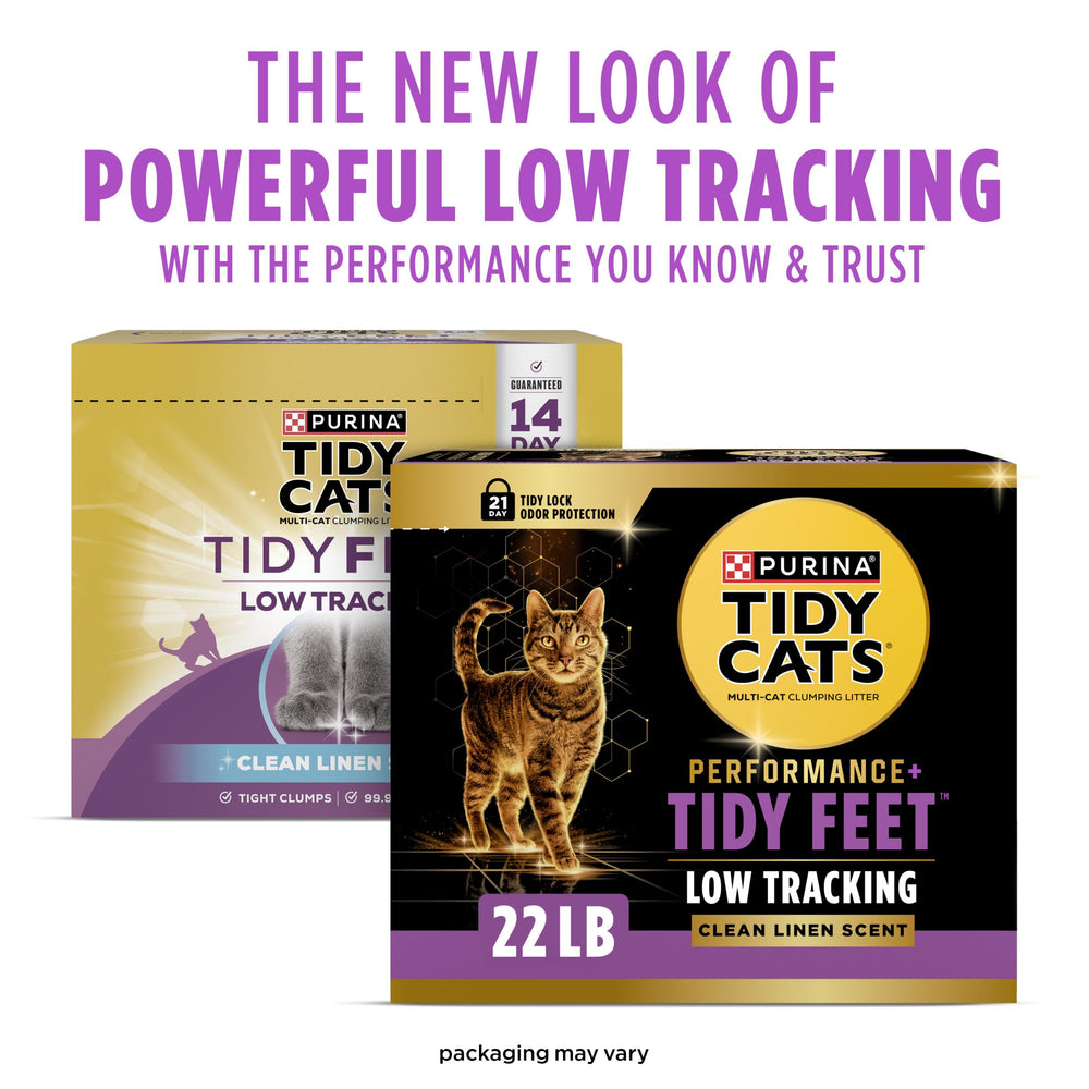 Pouring Purina Tidy Cats Performance Plus Tidy Feet reveals a low-dust formula.
