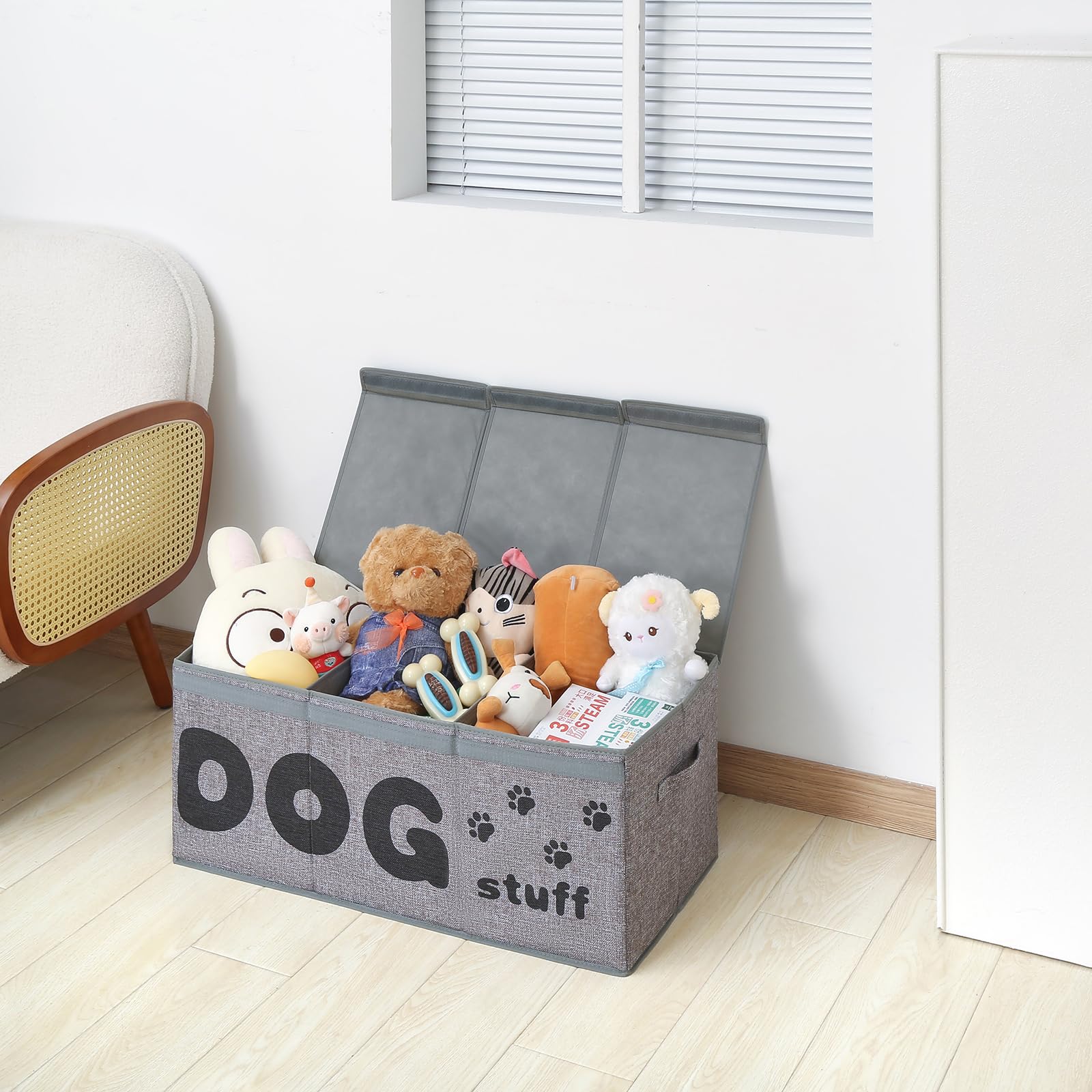 Simple assembly for the Qozary dog toy storage box.