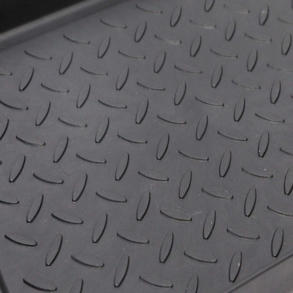 QPEY Boot Mat Tray side view highlights raised edges trapping dirt.