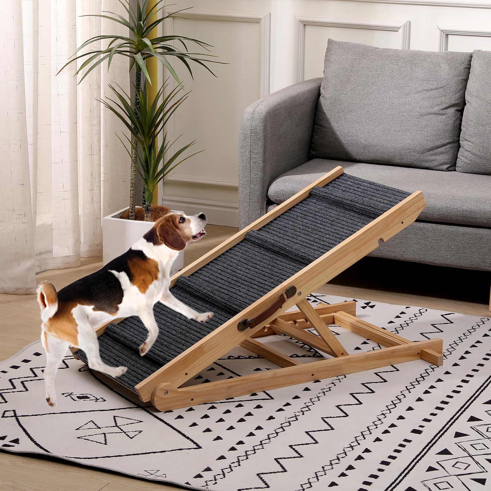 QUCHRYO indoor-outdoor pet ramp supports higher surfaces with confidence.