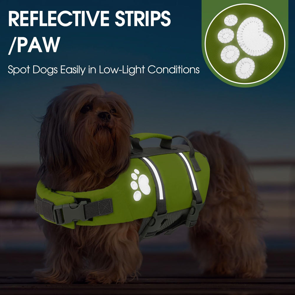 Queenmore XS dog life jacket top handle enables quick rescue from water.