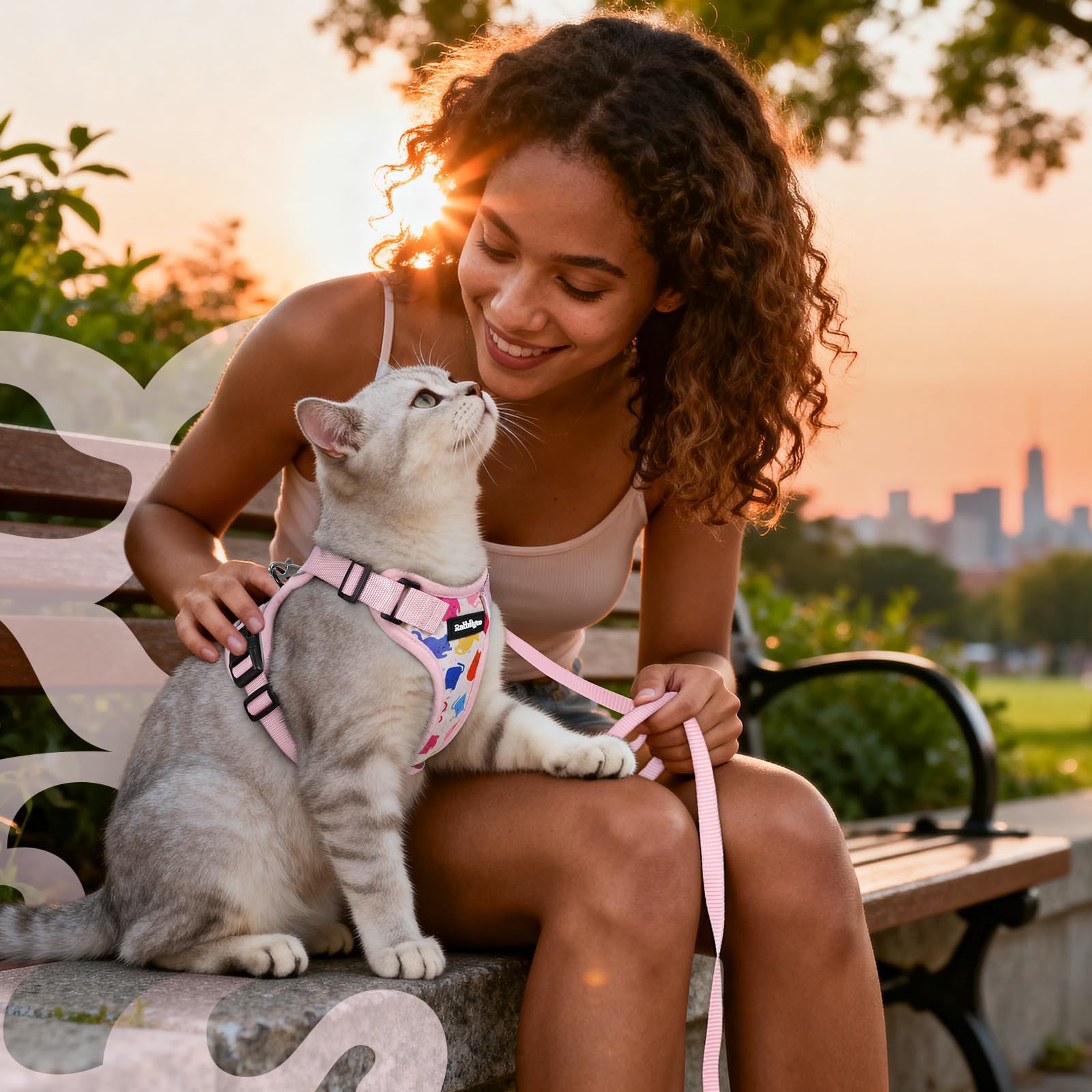 Rabbitgoo 4.9ft leash included for relaxed, controlled strolls.