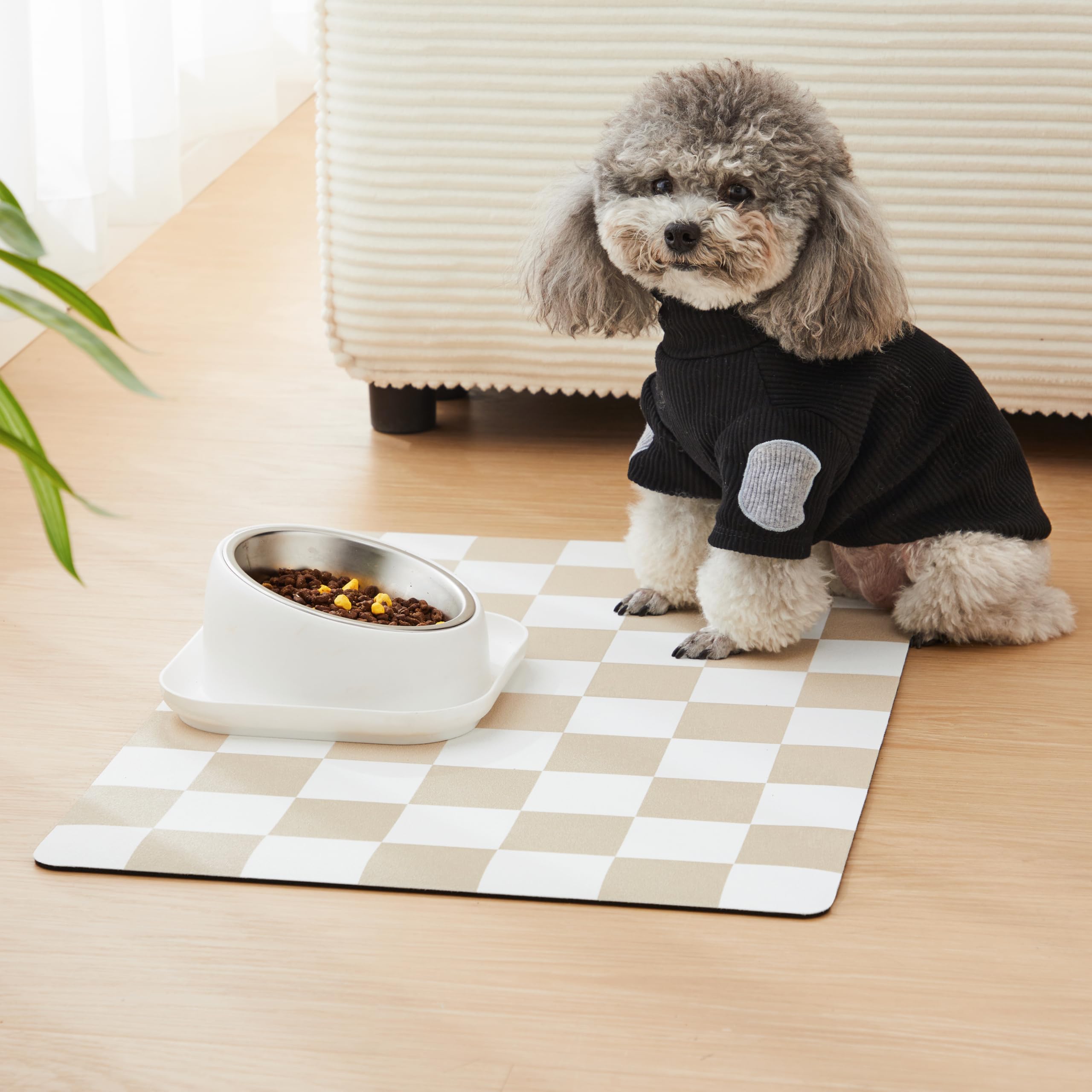 Ralxion checkered dog feeding mat with anti-slip backing for stability.