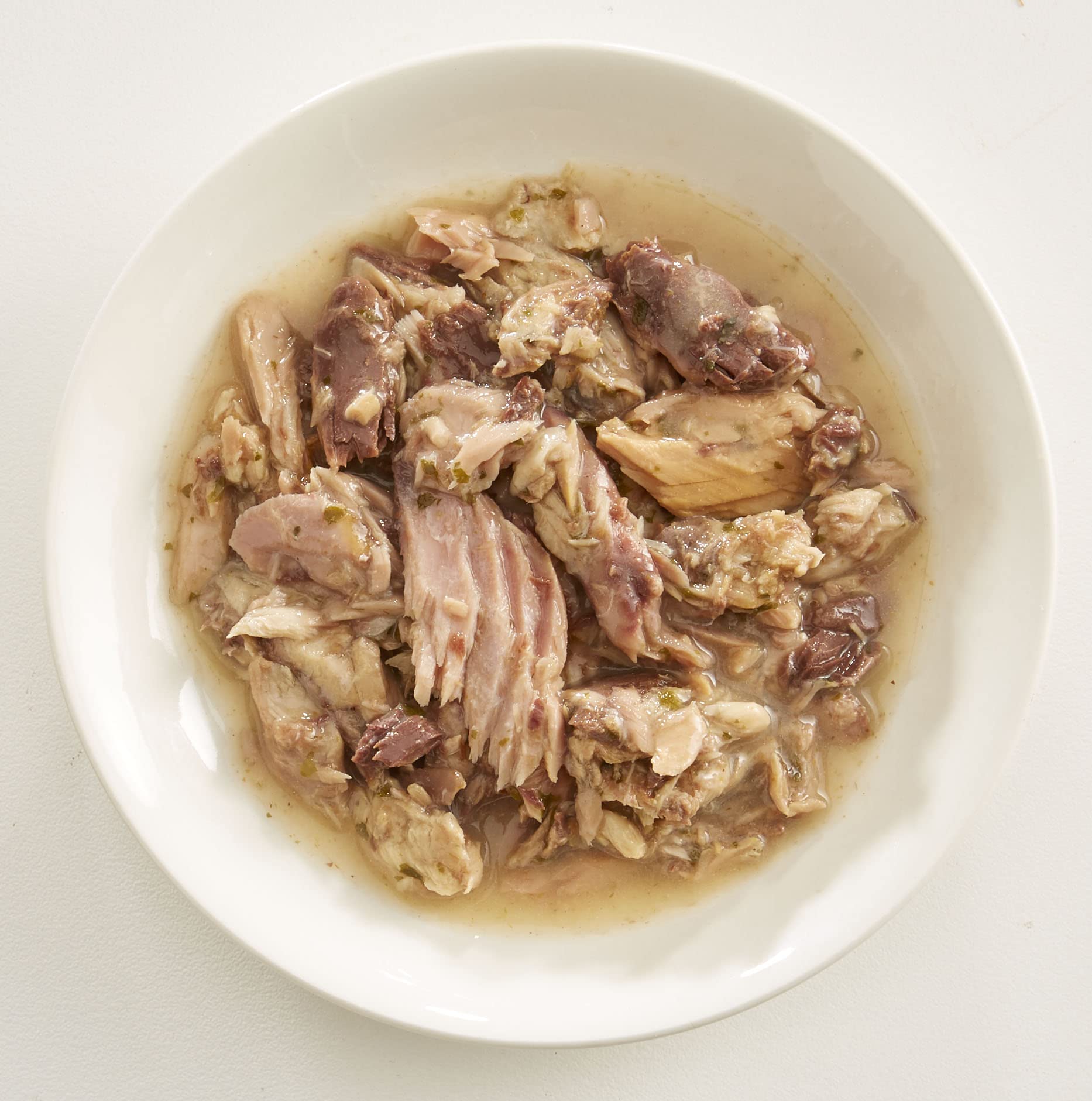 Rawz Aujou Aku tuna mackerel cat food served in a bowl