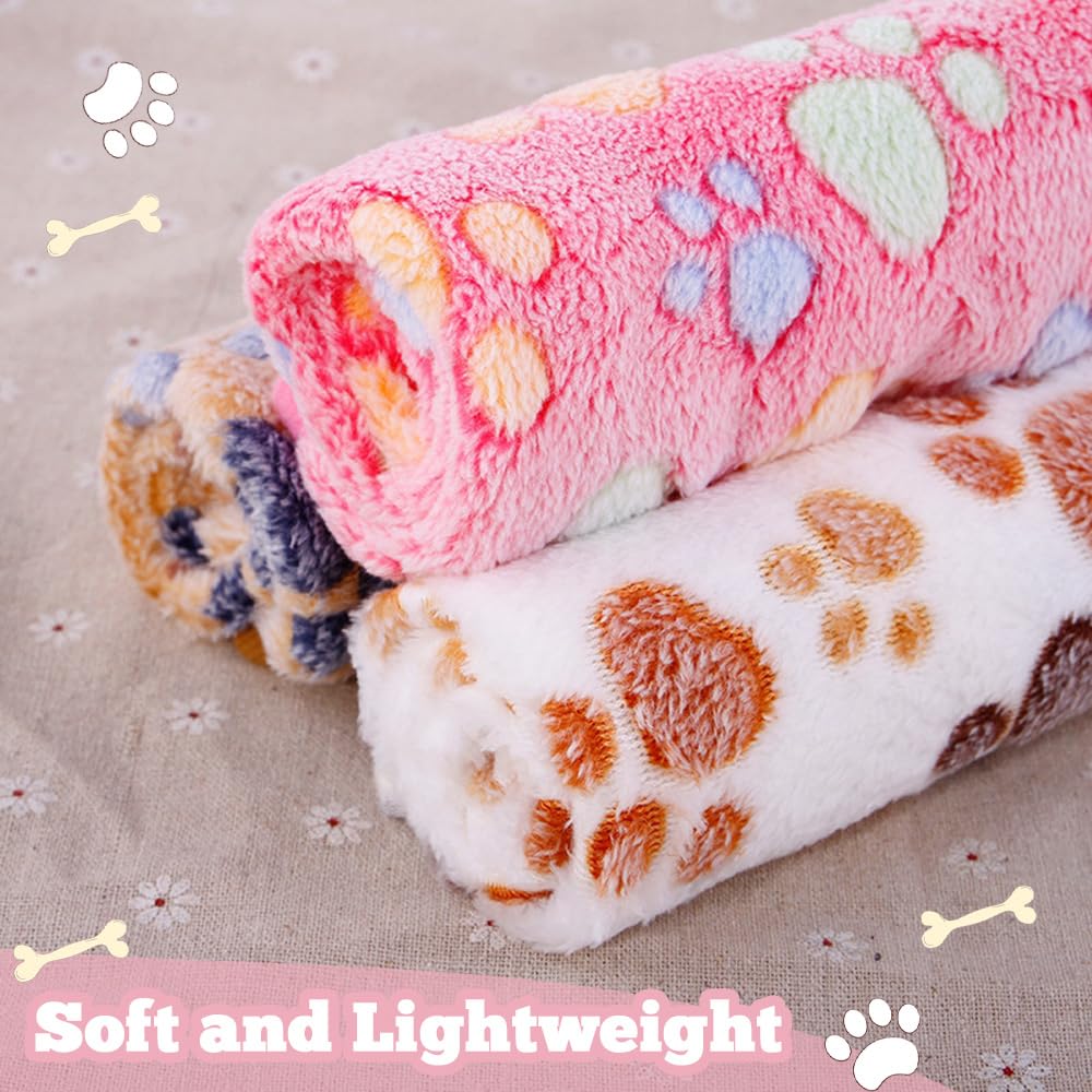 Retainbre fluffy fleece blanket feels lightweight and ultra-soft.