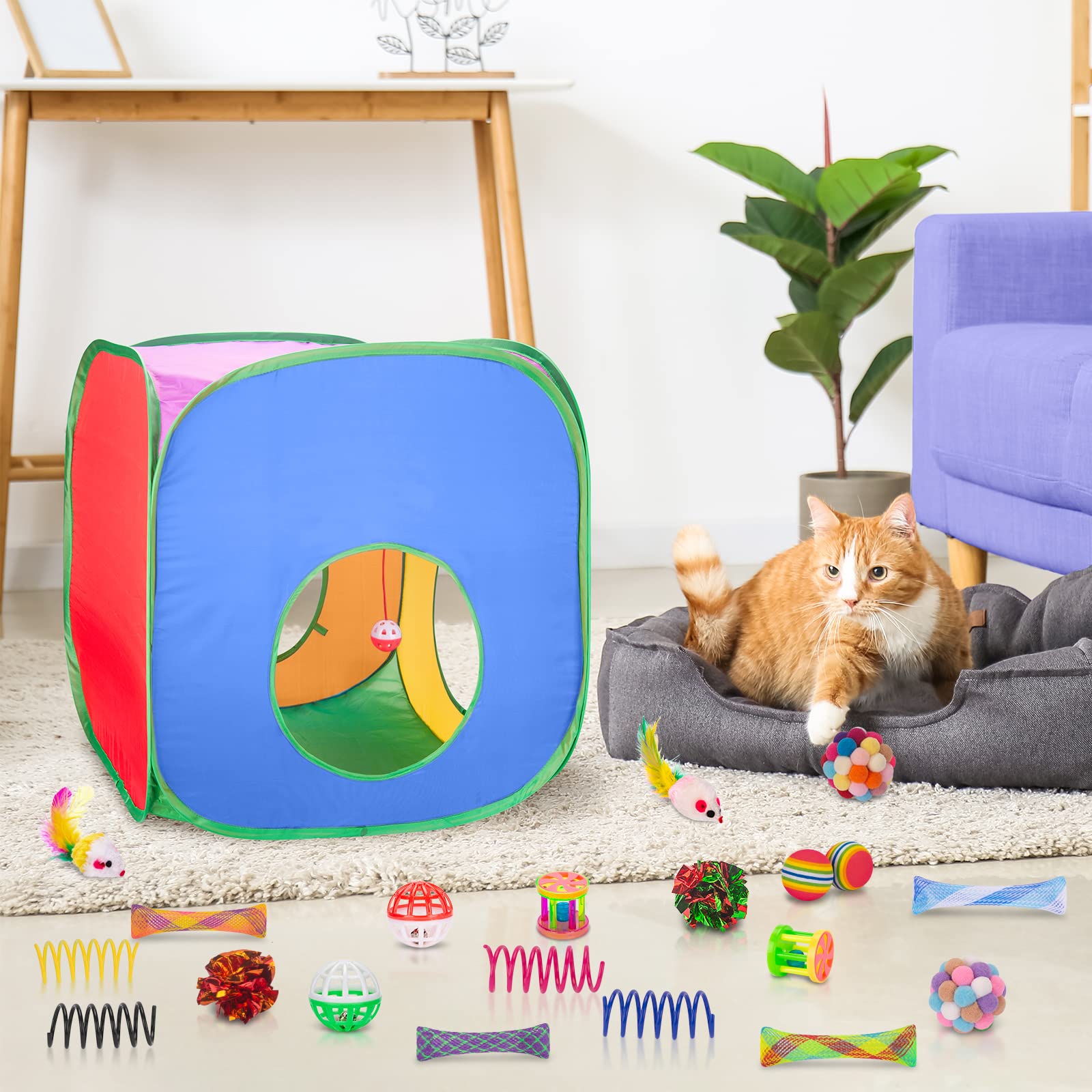 Retro Shaw colorful mice encourage stalking and pouncing.